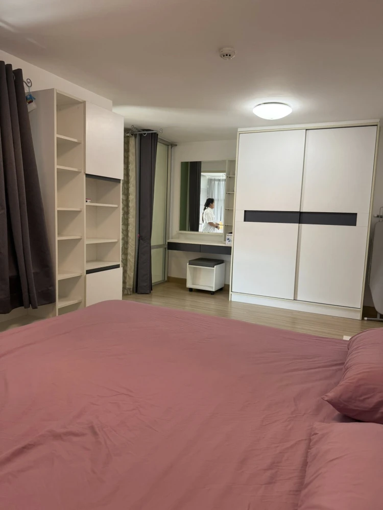 ให้เช่า zoom condo  ห้องกว้างมาก อยู่สบาย เฟอร์พร้อม รีบจองก่อนพลาด++