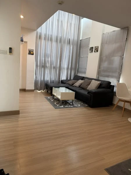 ให้เช่า zoom condo  ห้องกว้างมาก อยู่สบาย เฟอร์พร้อม รีบจองก่อนพลาด++