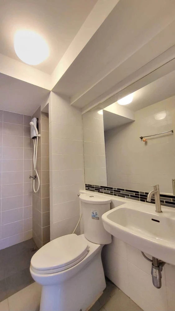 ให้เช่า Zoom Condo Place ชั้น 6 วิวดีมาก ตกแต่งสวย น่าอยู่ เฟอร์และเครื่องใช้ไฟฟ้าครบ หิ้วกระเป๋าเข้าอยู่ได้เลย