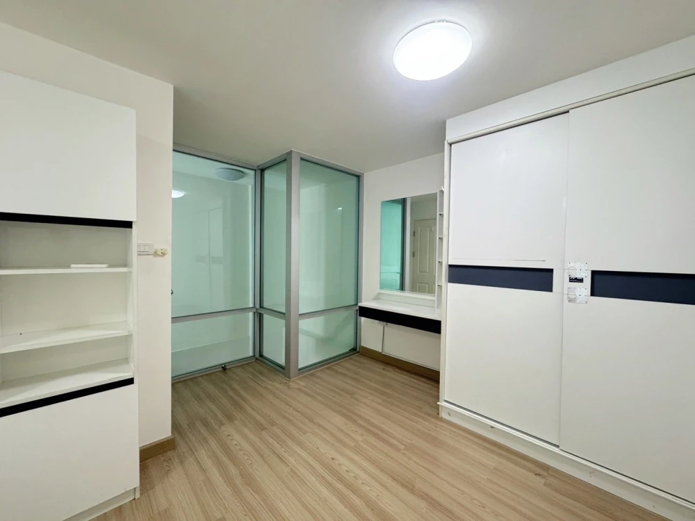 ให้เช่า Zoom Condo Place ห้อง Duplex ห้องแต่งครบ พร้อมอยู่ จองเลย ด่วนๆ