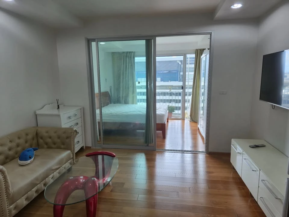 🏠🌃   คอนโดเเอ็บสเเตร็กส์ พหลโยธิน พาร์ค  🏠🌃