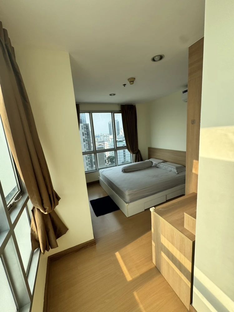 ✨ ด่วน! ปล่อยเช่าห้องสภาพนางฟ้า 2 Bed ติด MRT ห้วยขวาง แค่ก้าวเดียวถึง! ✨  คอนโด Life @ Ratchada-Huaikwang ห้องใหญ่ อยู่สบาย ตกแต่งบิลต์อินหรู สภาพใหม