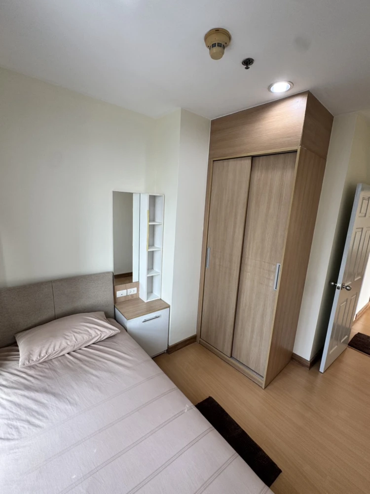 ✨ ด่วน! ปล่อยเช่าห้องสภาพนางฟ้า 2 Bed ติด MRT ห้วยขวาง แค่ก้าวเดียวถึง! ✨  คอนโด Life @ Ratchada-Huaikwang ห้องใหญ่ อยู่สบาย ตกแต่งบิลต์อินหรู สภาพใหม