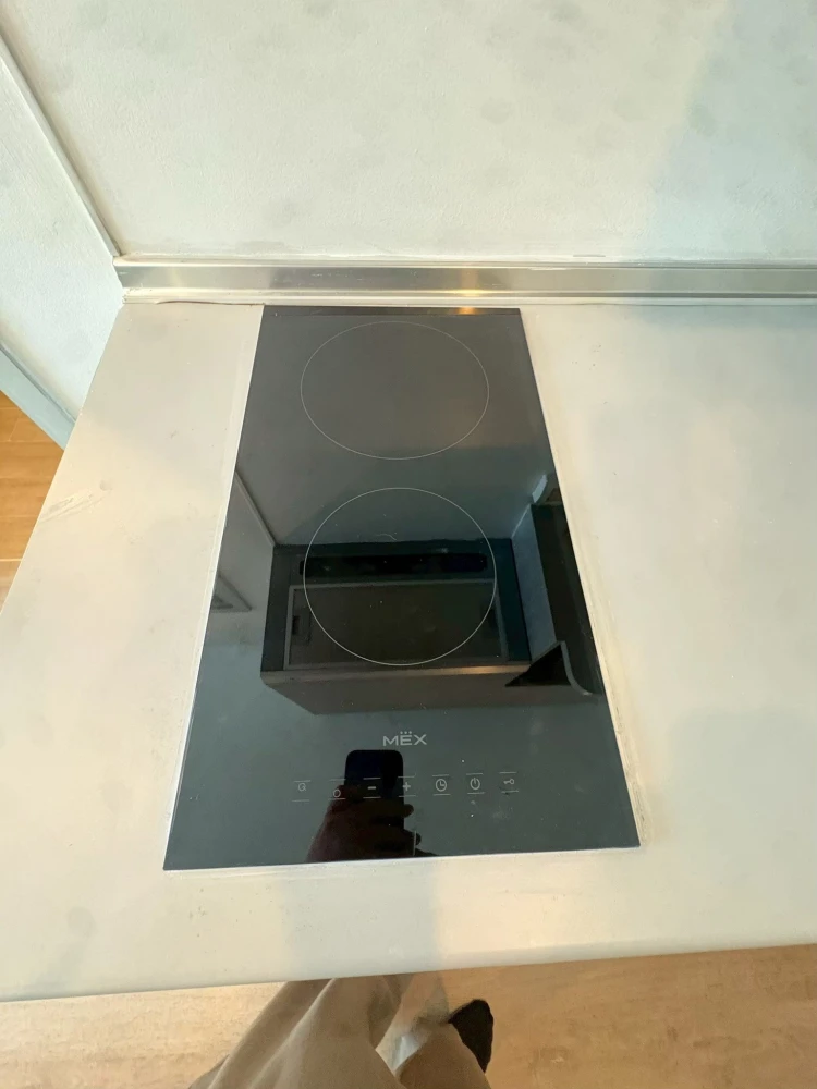 🏢 ห้องมุม รีโนเวทใหม่ ระเบียงกว้าง วิวชั้น 23