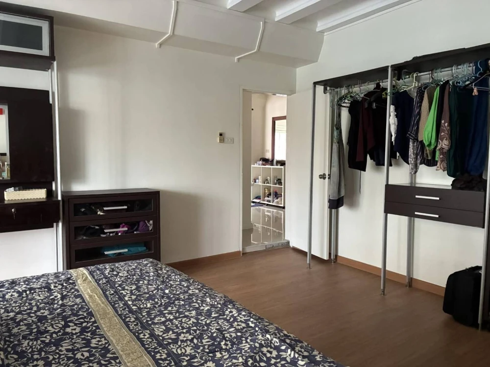 💎🏙️ ให้เช่า/ขาย Diamond Tower สีลม | ห้องมุมใหญ่ 130 ตร.ม. ใจกลางเมือง! 🏙️💎