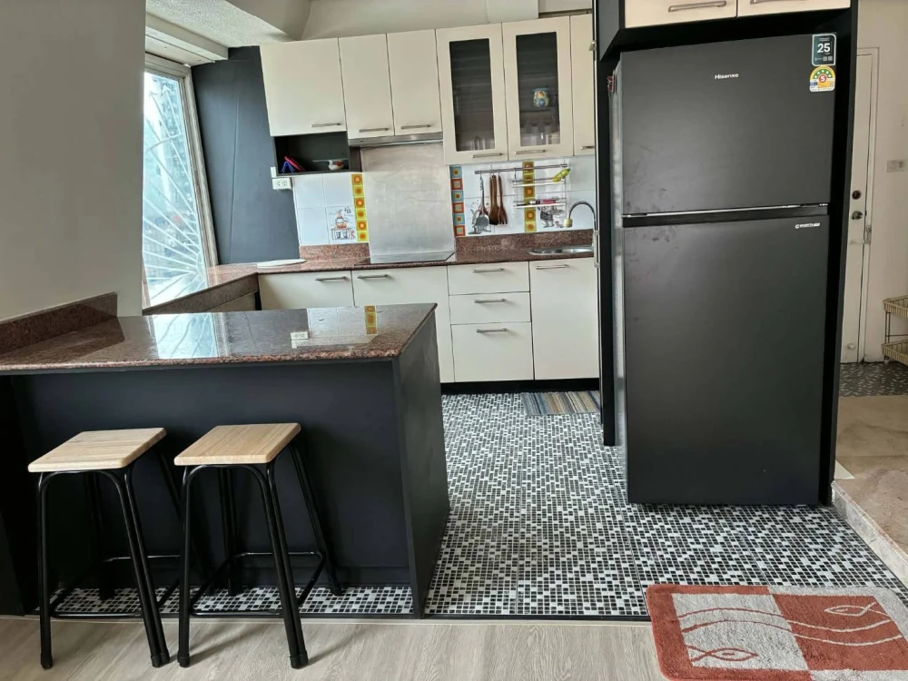 💎🏙️ ให้เช่า/ขาย Diamond Tower สีลม | ห้องมุมใหญ่ 130 ตร.ม. ใจกลางเมือง! 🏙️💎