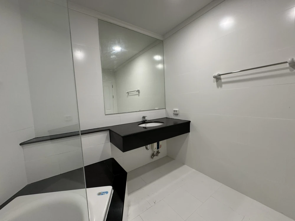 ✨ ให้เช่าคอนโดหรูริมแม่น้ำ ห้องใหญ่เพิ่งรีโนเวทใหม่ ✨ Supalai Casa Riva (ศุภาลัย คาซ่า ริวา) - Fronte 1
