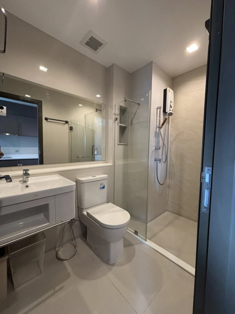 🏙️ ให้เช่าคอนโดหรู ติด BTS ห้าแยกลาดพร้าว 🚆✨