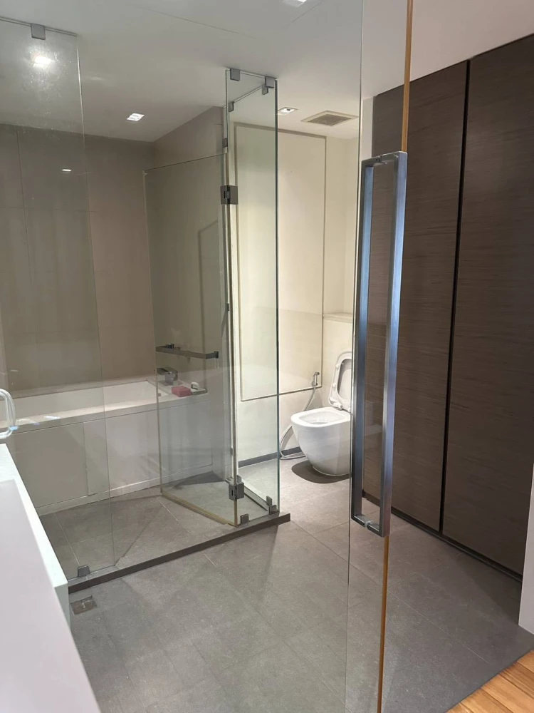 🎯 ให้เช่าคอนโดหรู เดอะริเวอร์ ใกล้ไอคอนสยาม พร้อมเข้าอยู่