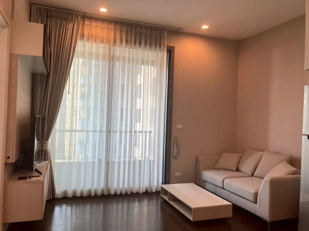 🏠🌃 ให้เช่า คอนโด คิว อโศก  🏠🌃