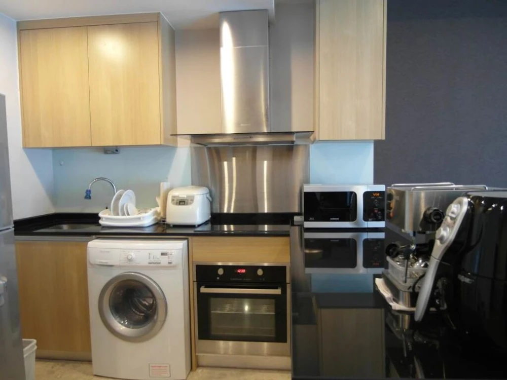 📌 ให้เช่า คอนโด สาธร การ์เด้นส์ – พร้อมเข้าอยู่