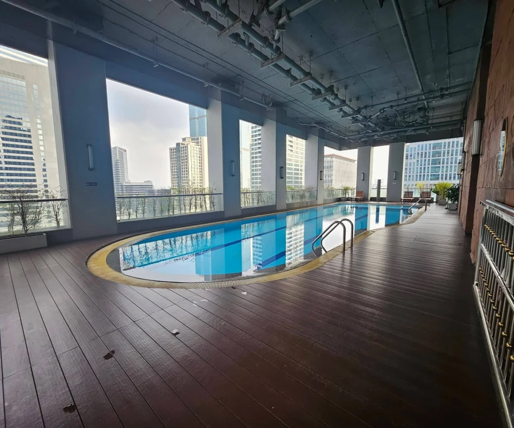 🏠🌃  ให้เช่า คอนโด สีลม สวีท   🏠🌃