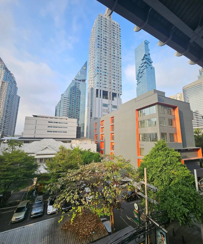 🏠🌃  ให้เช่า คอนโด สีลม สวีท   🏠🌃