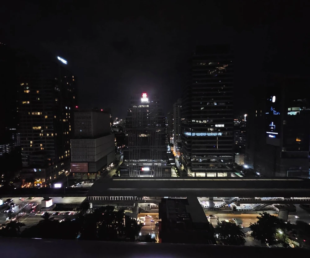 🏠🌃  ให้เช่า คอนโด สีลม สวีท   🏠🌃