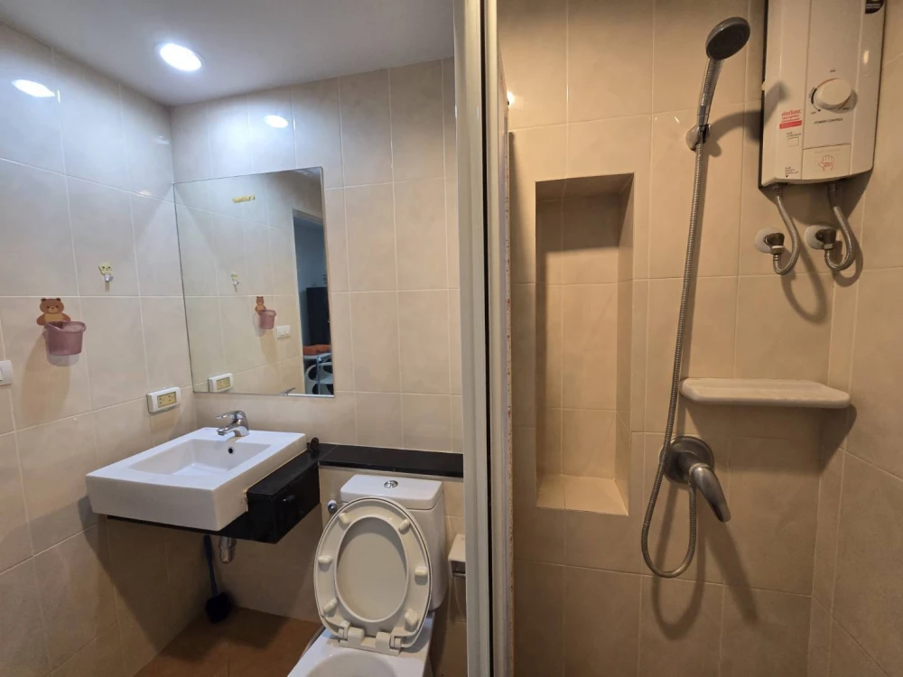 🏠🌃 ให้เช่า คอนโด สุรางศ์  รีสอทร์ 🏠🌃