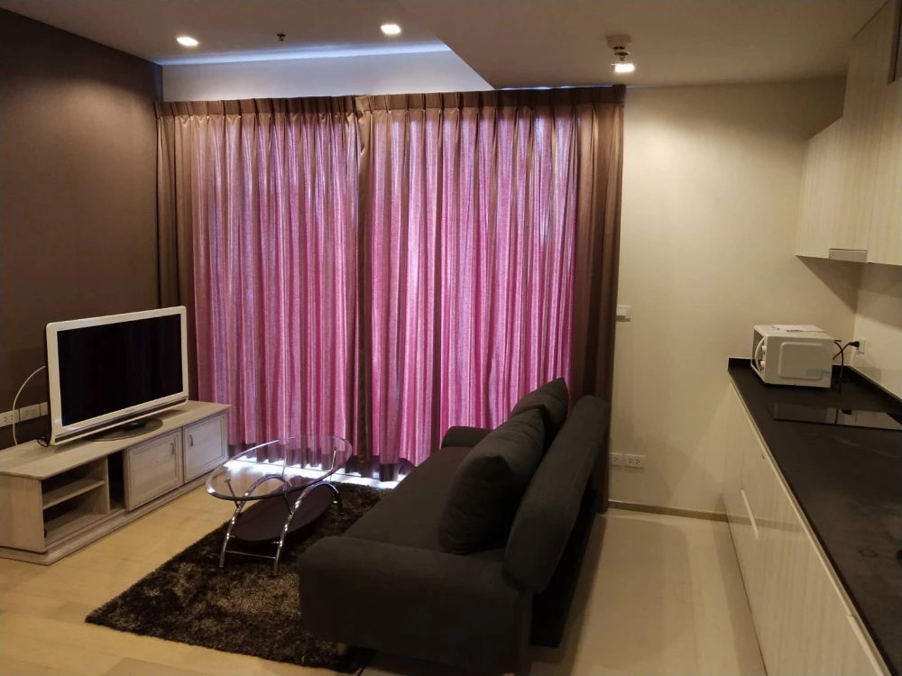 🏠🌃 ให้เช่า คอนโด เอช คิว ทองหล่อ 🏠🌃