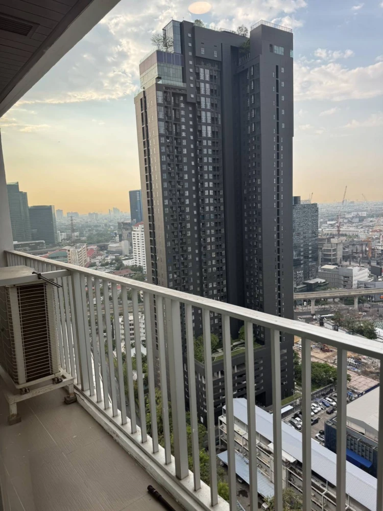 🏠🌃 ให้เช่า คอนโด เเอ็บสเเตร็ก พหลโยธิน พาร์ค 🏠🌃