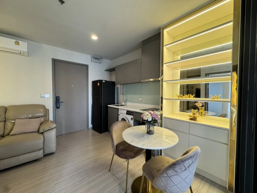 🏠🌃 ให้เช่า   คอนโด ไลฟ์ อโศก ไฮป์ 🏠🌃