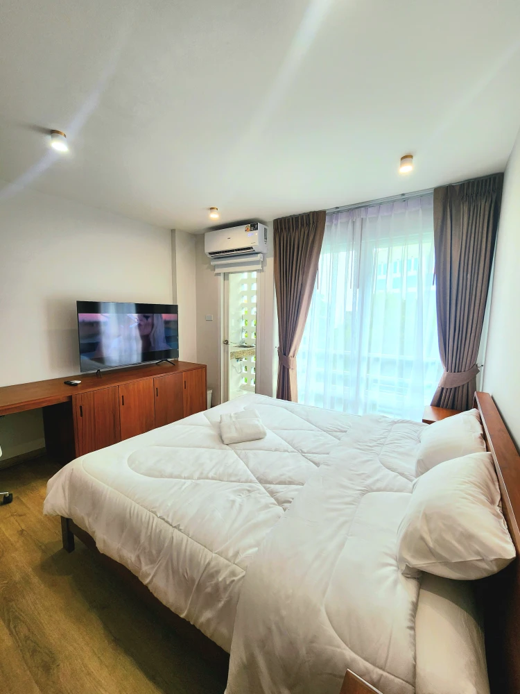 🏠🌃 ให้เช่า คอนโด ไอ เฮาส์ ลากูน่า การ์เด้น อาร์ซีเอ 🏠🌃