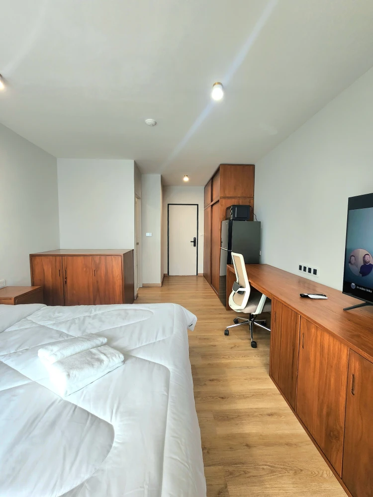 🏠🌃 ให้เช่า คอนโด ไอ เฮาส์ ลากูน่า การ์เด้น อาร์ซีเอ 🏠🌃