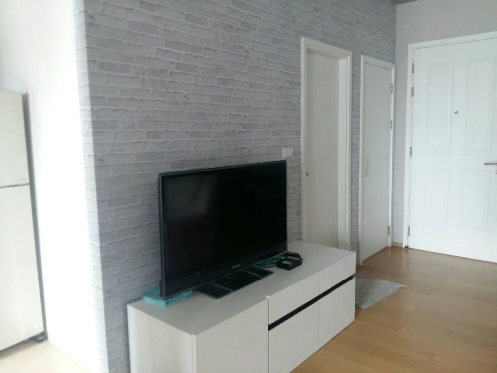 🏠🌃 ให้เช่า คอนโด ไฮฟ์ แอท สาธร  🏠🌃