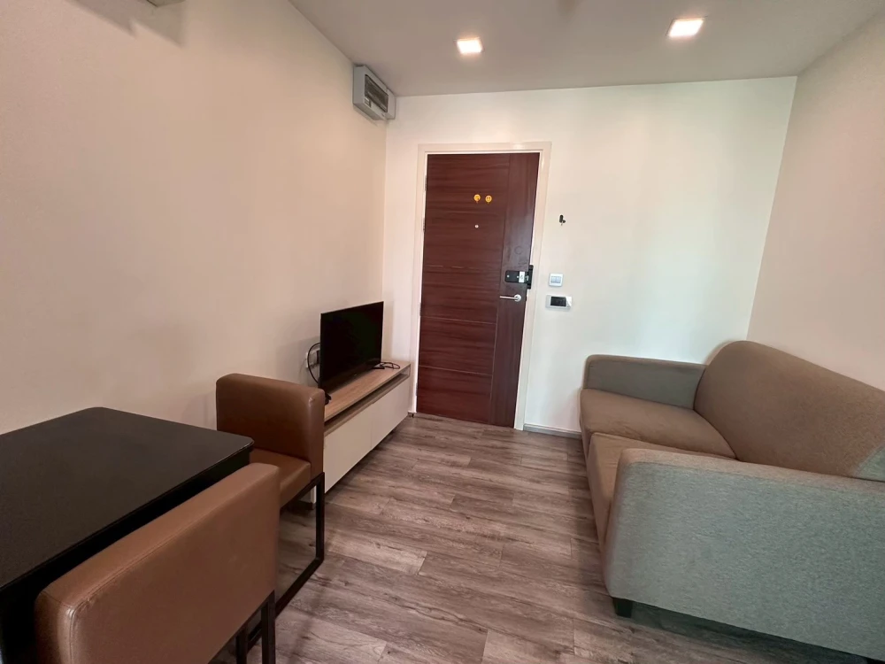 🏡✨ ให้เช่า คอนโด Brown Phahol – Saphanmai ✨🏡