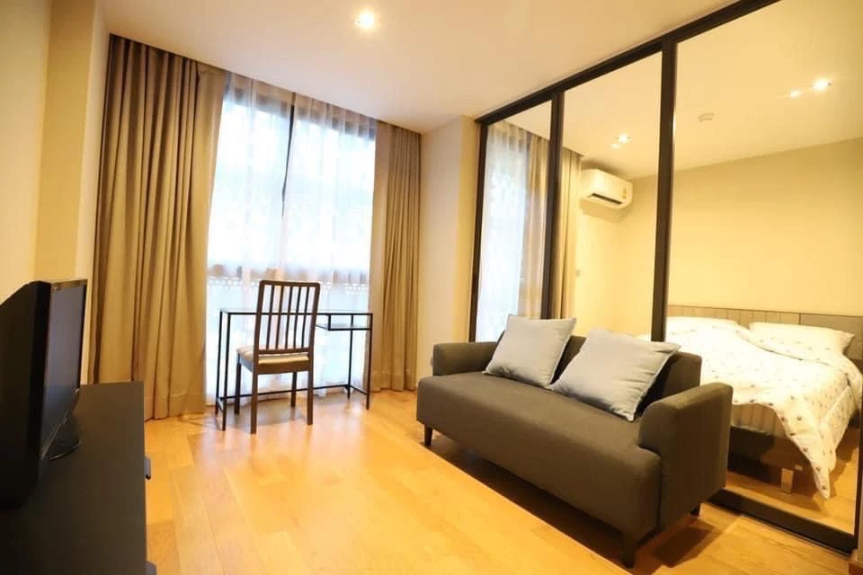 🏠🌃 ให้เช่า อัลติจูด สามย่าน-สีลม  🏠🌃