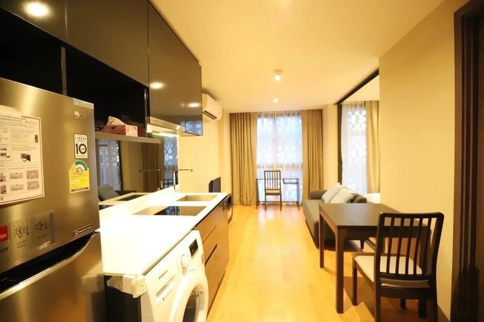 🏠🌃 ให้เช่า อัลติจูด สามย่าน-สีลม  🏠🌃