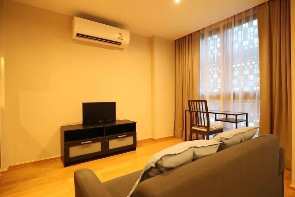 🏠🌃 ให้เช่า อัลติจูด สามย่าน-สีลม  🏠🌃