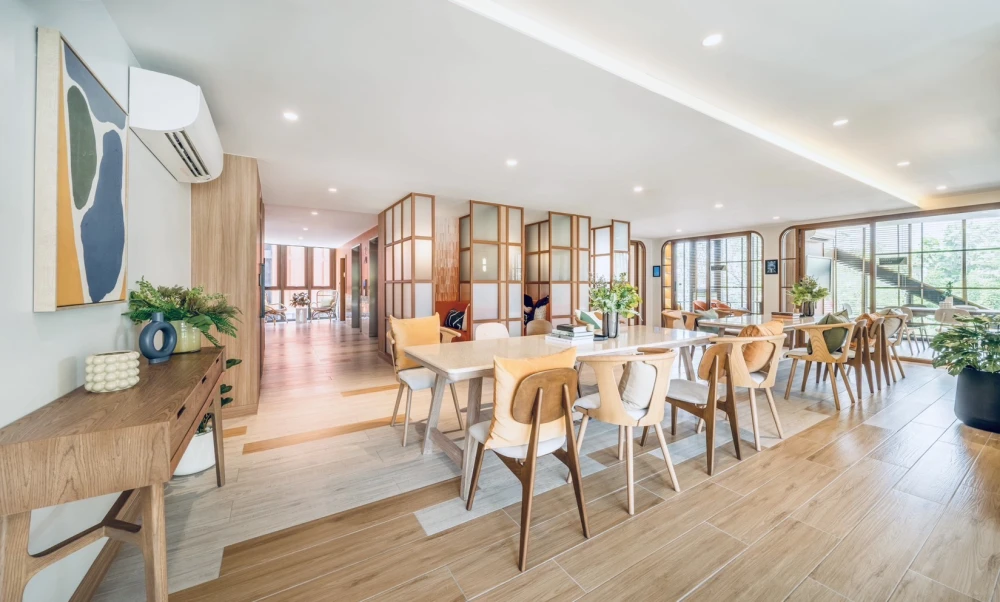 ให้เช่า เดอะ มูฟ บางนา ห้องพร้อมอยู่ เฟอร์ เครื่องใช้ไฟฟ้าครบ ราคาจับต้องได้ รีบมาจองก่อนพลาด