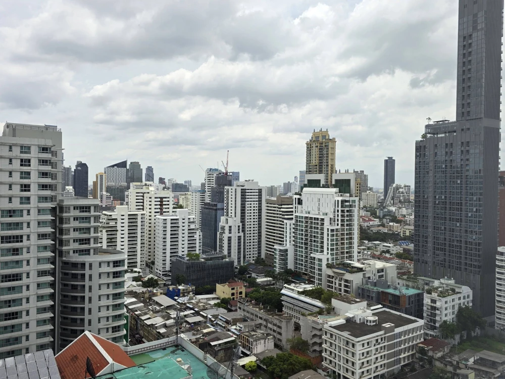 ✨ ให้เช่า | MUNIQ Sukhumvit 23 — ห้องหรูชั้นสูง วิวเปิดโล่ง ใจกลางอโศก 🏙️