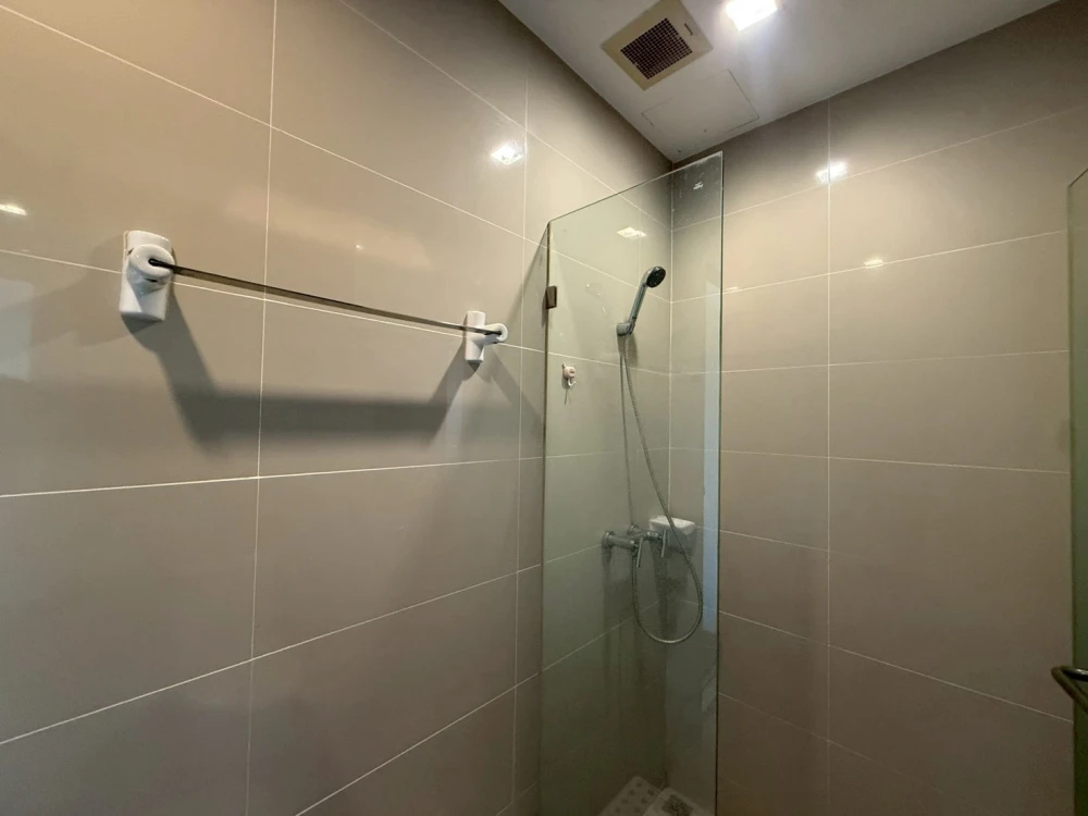 🎀🏙️ ให้เช่า Ideo Blucove Sukhumvit | ห้องใหญ่ 2 นอน แสงสวย ทำเลดี ใกล้ BTS! 🏙️🎀