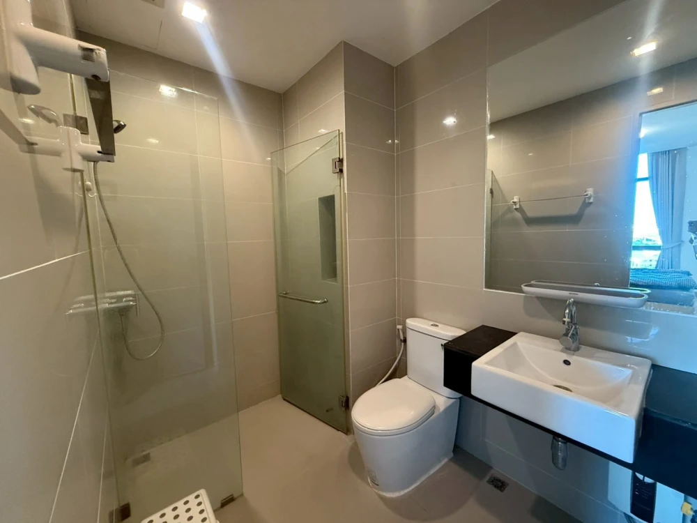 🎀🏙️ ให้เช่า Ideo Blucove Sukhumvit | ห้องใหญ่ 2 นอน แสงสวย ทำเลดี ใกล้ BTS! 🏙️🎀