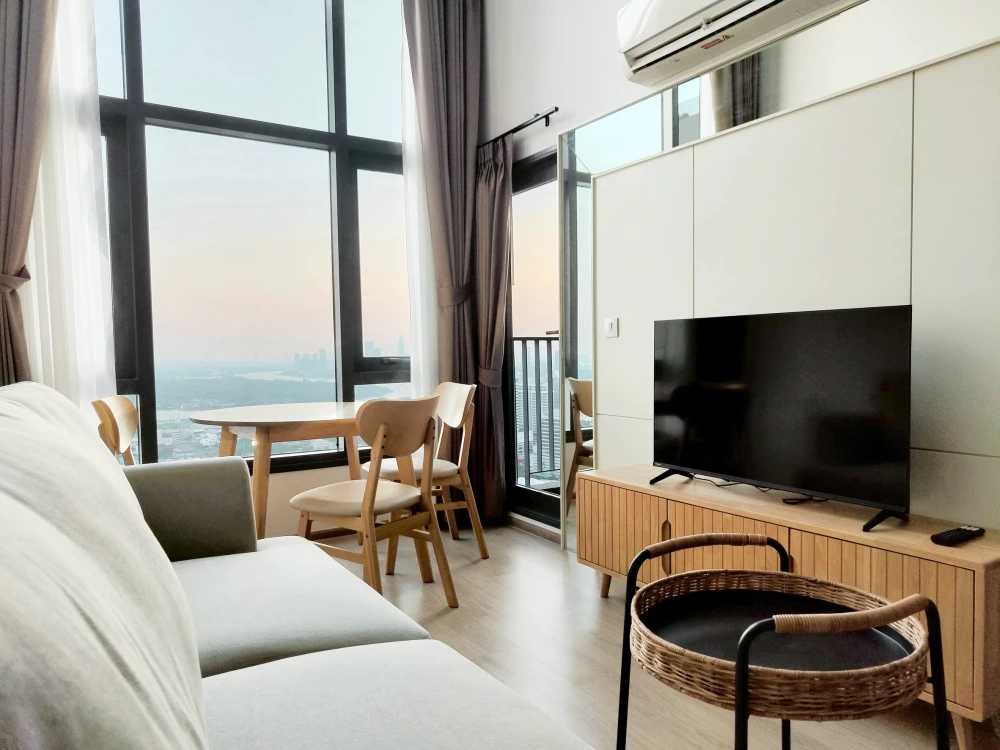 🏙️🌺 ให้เช่า Life Rama 4 - Asoke ห้อง Duplex วิวสวย ใกล้ MRT ศูนย์สิริกิติ์! 🌺🏙️