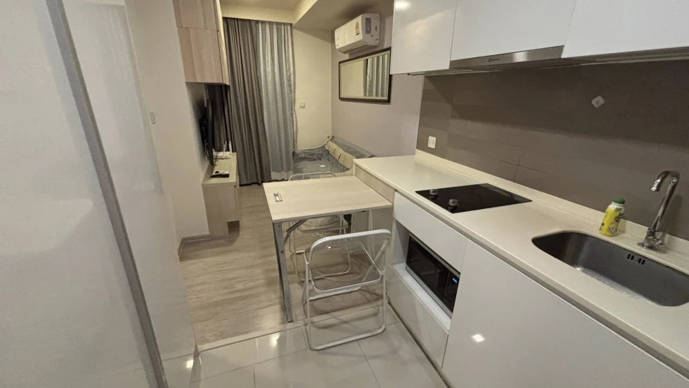 🐾🌿 ให้เช่า Maestro 03 Ratchada – Rama 9 ห้องมุม Pet Friendly สุดคิ้วท์! 🌿🐾