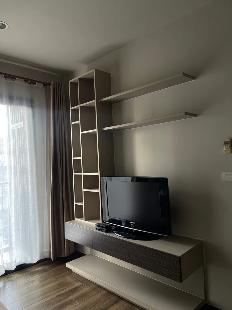 🧁🏙️ ให้เช่า Onyx Phaholyothin | ห้องใหญ่ 1 นอน วิวสระ ใกล้ BTS เพียง 190 ม.! 🏙️🧁