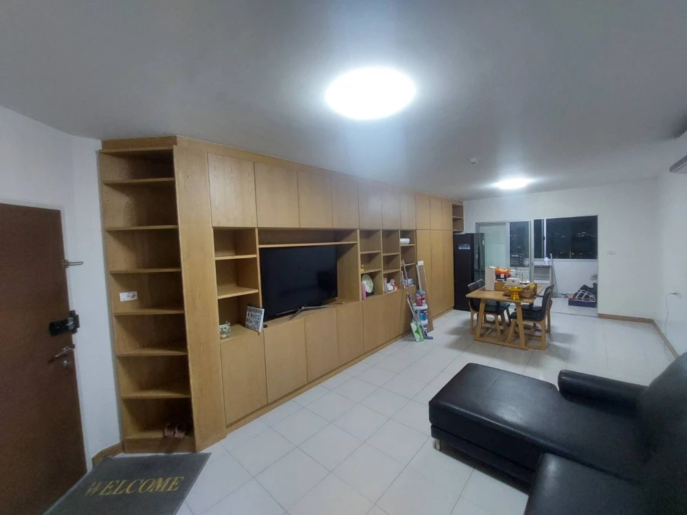 🌟🏙️ ให้เช่า Supalai Park Kaset | ห้องใหญ่ รีโนเวทใหม่ วิวสระ สวยครบจบ! 🏙️🌟