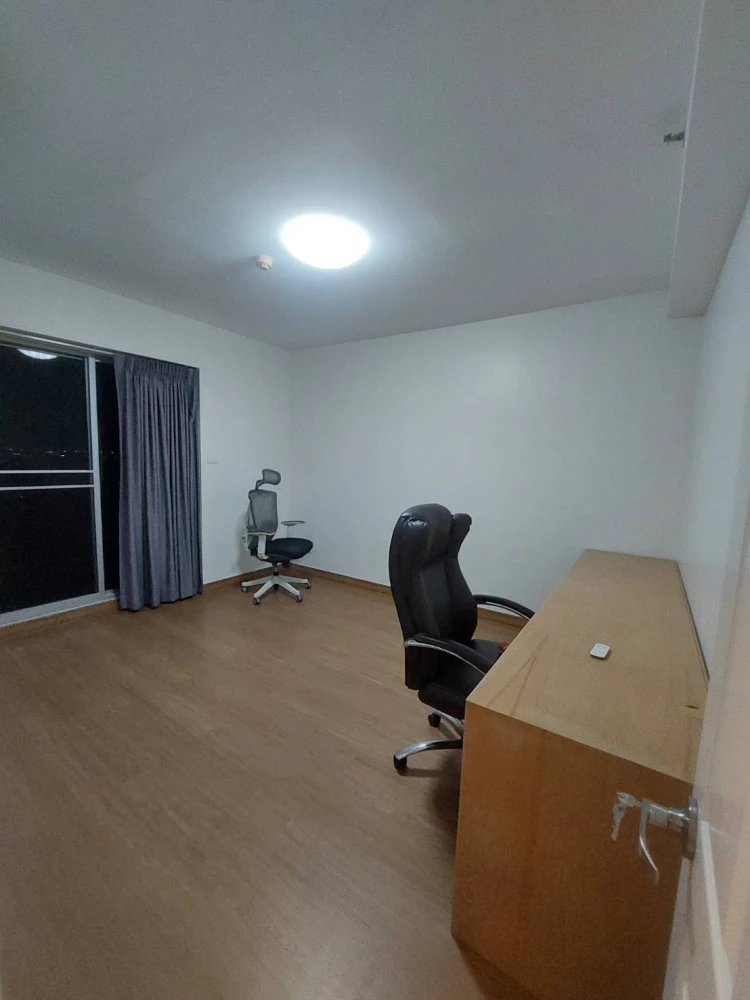 🌟🏙️ ให้เช่า Supalai Park Kaset | ห้องใหญ่ รีโนเวทใหม่ วิวสระ สวยครบจบ! 🏙️🌟