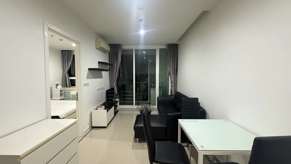 🔥 ให้เช่า TC Green ห้องใหญ่ 39 ตร.ม. เฟอร์ครบ พร้อมอยู่ | อาคาร C ชั้น 3