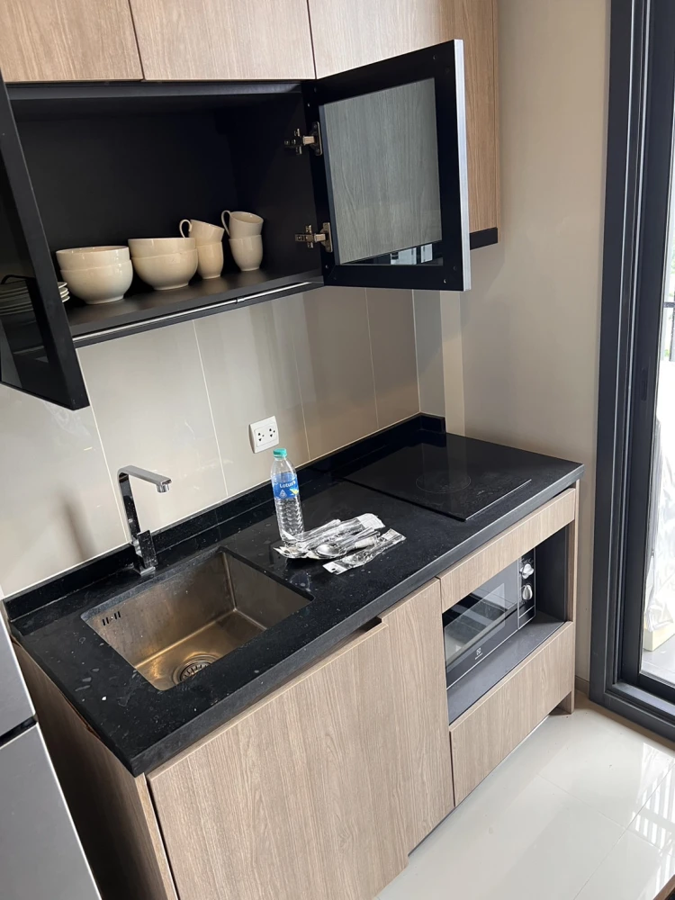 🏢 ให้เช่า The Line วงศ์สว่าง ชั้นสูง วิวสวย เฟอร์ครบ เครื่องใช้ไฟฟ้าครบ