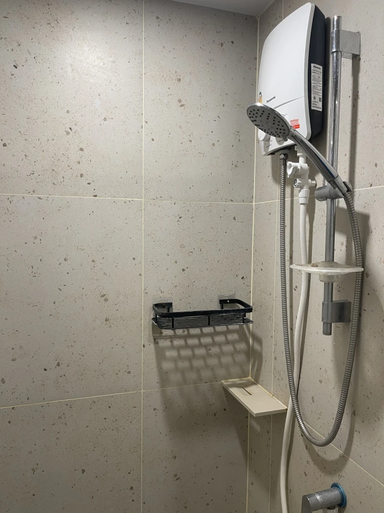 𝗙𝗼𝗿 𝗥𝗲𝗻𝘁 Nue Cross Khu Khot Station ห้องพร้อมอยู่ สิ่งอำนวยความสะดวกครบ มาจองได้แล้ววันนี้