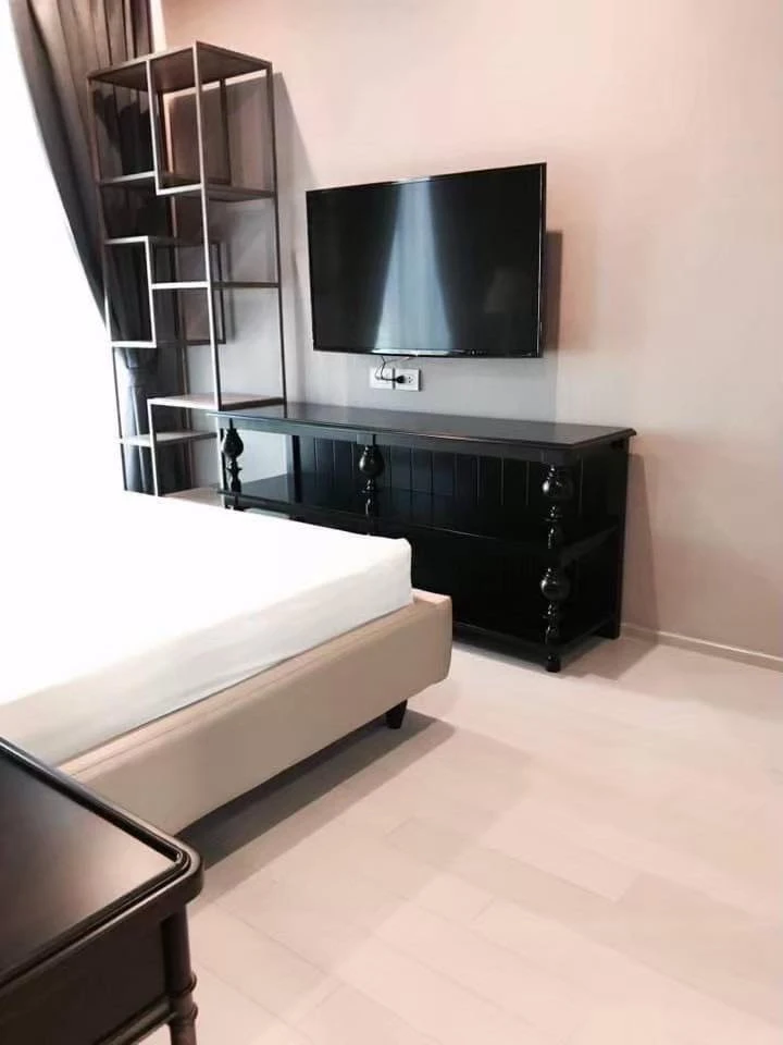 📍 Noble Ploenchit | next to BTS Ploenchit Luxury condo in the heart of the city Traveling is very convenient.