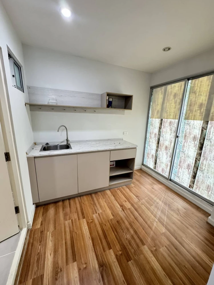 🏢 For Sale | V Condo Lat Krabang