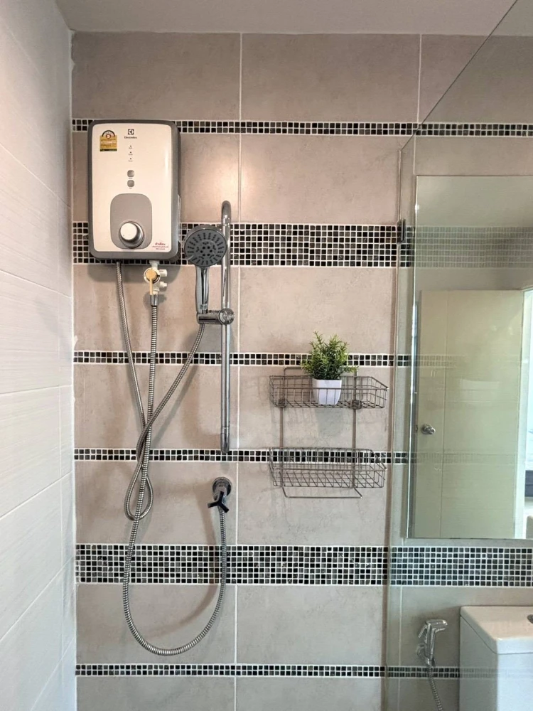 🌟🏙️ For Sale / Rent: Centric Sathorn – St. Louis | Newly Renovated Unit Near BTS! 🏙️🌟