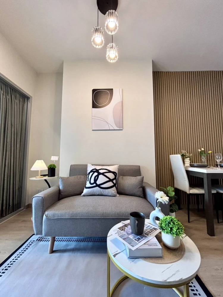 🌟🏙️ For Sale / Rent: Centric Sathorn – St. Louis | Newly Renovated Unit Near BTS! 🏙️🌟