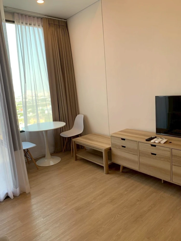 🎀🏙 For Sale & Rent: Landmark @ MRT Station Condo 🏙🎀