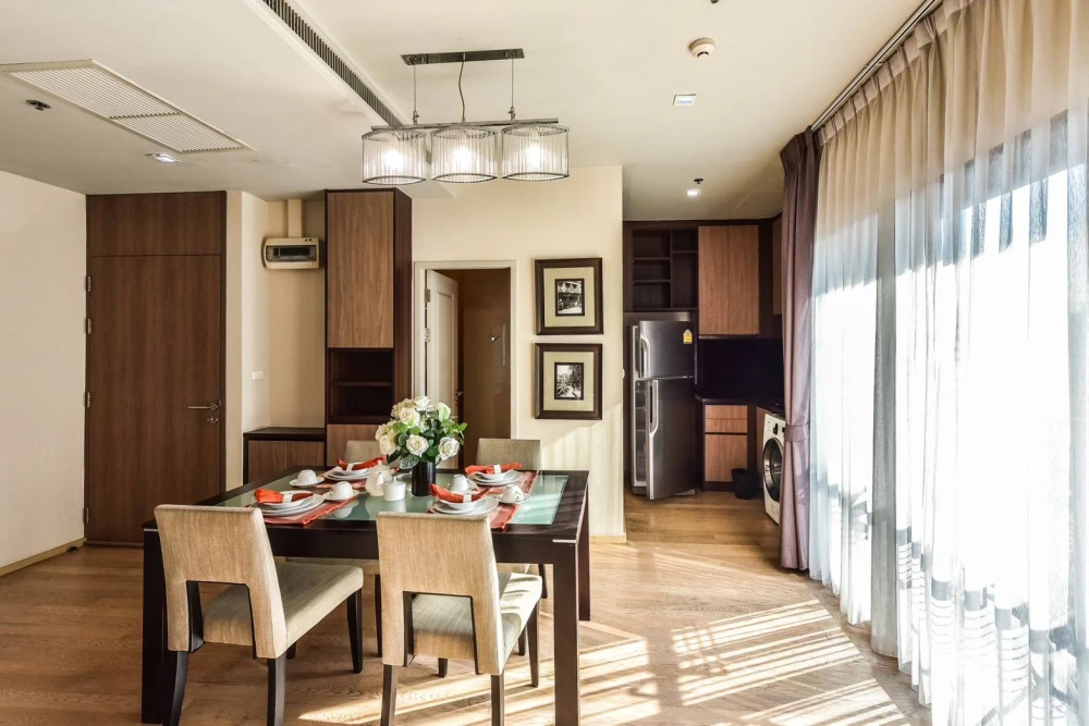 🏙️✨ For Sale & Rent: Noble Refine Condo | 2-Bedroom Corner Unit in the Heart of the City, Ready to Move In! ✨🏙️