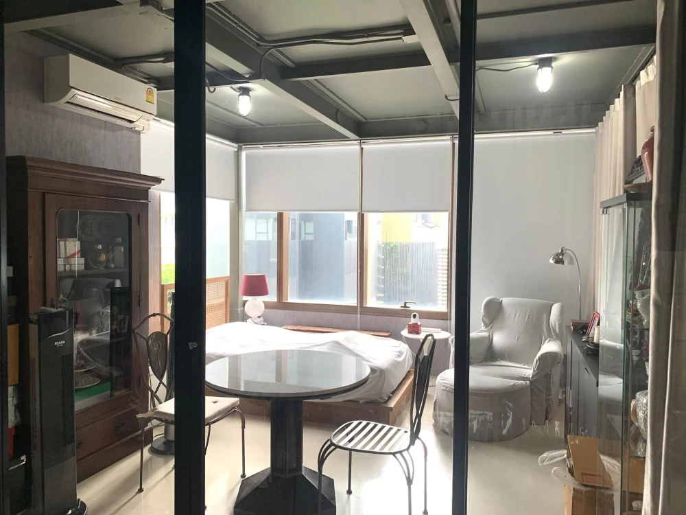 🏡 For Sale & Rent | The Emporio Place