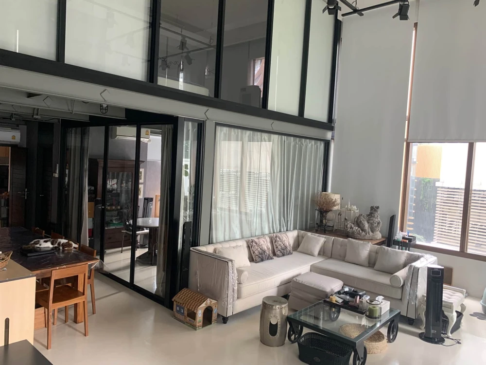 🏡 For Sale & Rent | The Emporio Place