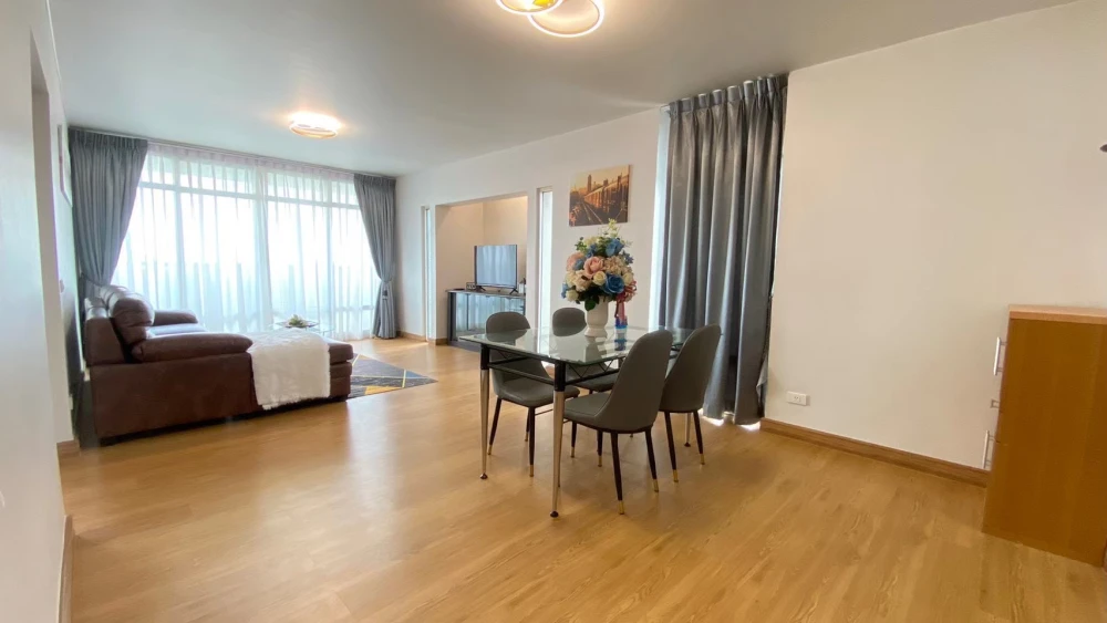 🏙️🌊 For Sale / Rent – Victoria Lakeview Condominium 🌊🏙️